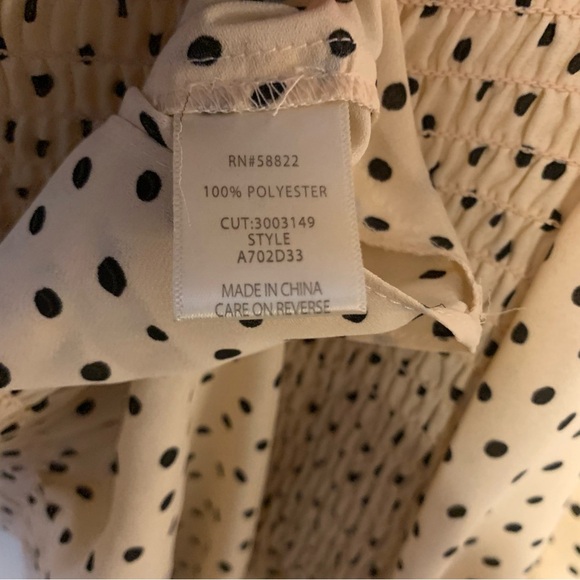 NWT Max Studio Smocked Polka Dot Peplum Peasant Blouse - Picture 5 of 5